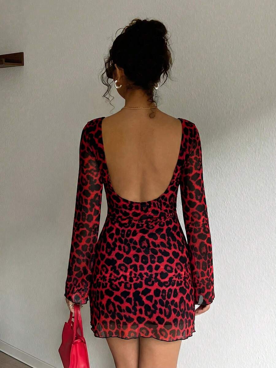 SHEIN EZwear 新款春夏时尚豹纹网纱迷你露背连衣裙,女士露背连衣裙,红色猎豹纹连衣裙,豹纹连衣裙,动物纹连衣裙,红色连衣裙,女士猎豹纹连衣裙,红色豹纹连衣裙,红黑连衣裙,女士长袖圆领露背连衣裙,女士连衣裙,女士红色连衣裙,豹纹长袖连衣裙,豹纹连衣裙 - 紅色 - 查看 1