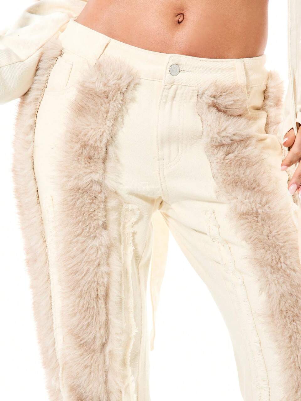 SUMWON WOMEN Creme Jeans mit hoher Taille und Glockenform, mit luxuriösen Kunstfell-Seitenteilen und weitem Beinschnitt für Herbst-Winter-Mode