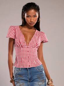 SHEIN BAE 樱桃红格子V领短袖衬衫，乡村甜美风，休闲衬衫，可爱衬衫，通勤休闲衬衫，伊比沙岛风，夏季衬衫，乡村女孩，音乐节 - 紅色 - 查看 5