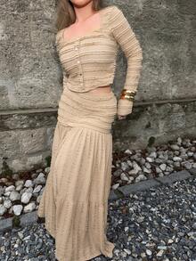 Jeta Ari 女式粉色纹理面料休闲度假风格长袖方领纽扣上衣和超长 A 字裙两件套，秋季 - 卡其色 - 查看 3