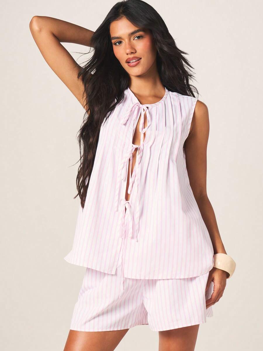 MISSGUIDED 女士条纹无袖上衣,前系带设计,V领,夏季休闲吊带背心,及膝长度,尽显女性柔美气质 - 彩色 - 查看 1
