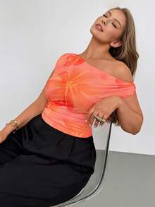 Auralis 大码女式可爱粉色碎花弹力露脐上衣，不对称领口女式连衣裙，休闲优雅简约斜肩荷叶边短袖衬衫，适合夏季/海滩度假/音乐节/优雅约会 - 粉色 - 查看 2