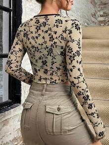 SHEIN EZwear 春夏新款针织网眼女式休闲植绒印花开衫上衣牛仔上衣女式上衣性感系带上衣长袖露脐上衣女式露脐上衣印花露脐上衣流行女式上衣蝴蝶结上衣女式性感上衣印花上衣夏季女式薄纱印花上衣女式休闲上衣女式长袖露脐上衣 - 杏色 - 查看 2