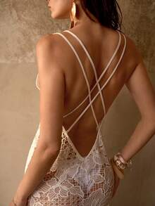 MOTF PREMIUM CASUAL VACATION FLORAL PRINT BACKLESS DRESS WITH SLIT HEM AND SHEER OVERLAY - White - View 2