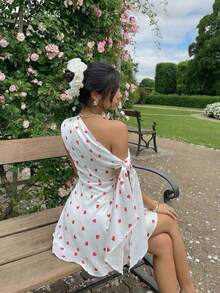 MainGRL Vestido de verano de mujer con estampado de corazón elegante, hombros asimétricos y cintura ceñida - Blanco - Ver 2