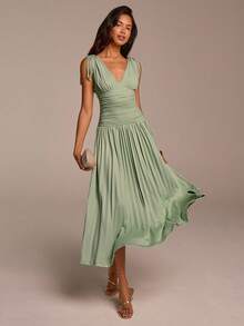 COSMINA 女士褶皱V领抽绳腰连衣裙，绿色，休闲优雅纯色复古风网纱面料连衣裙 - 綠色 - 查看 1