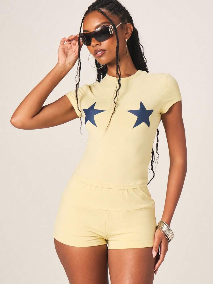 MISSGUIDED Damska koszulka z nadrukiem w gwiazdy, krótkim rękawem i okrągłym dekoltem, luźna, modna koszulka na lato, słodka żółta koszulka z grafiką