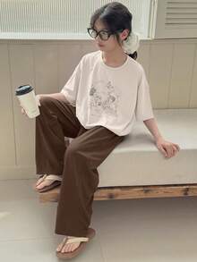Dazy Kids 少女圆领印花短袖T恤+长裤家居服套装，春夏款 - 卡其色 - 查看 4