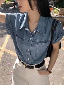 DAZY Áo sơ mi nữ tay ngắn denim wash, kiểu dáng thường ngày, thích hợp đi làm. - Màu xanh lam - Xem 3