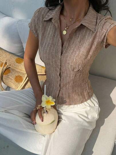 Aloruh Women's Elegant Solid White Short Sleeve Pleated Waist Shirt, Versatile For Commute, Daily Wear, Office, Spring/Summer Blouses Women's Blouse Women's Crop Top Cropped Top Blouses For Women Tops For Women Women's Shirt Casual Blouses For Women Going Out Tops For Women Shirts For Woman Going Out Tops Women's Shirt New Blouses For Women Summer Outfits Summer Holiday Outfits