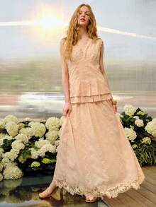 PREMIUM WOMEN'S ROMANTIC EMBROIDERED LACE TRIM LONG DRESS, SPRING/SUMMER - Coral Pink - View 2
