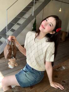 DAZY Women's Summer Unique Design Fitted Cropped Knit Top With Regular Shoulder - Black and White - View 2