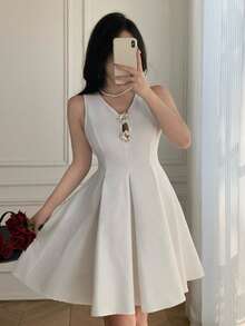 Celisse Women's Solid Color Minimalist Sleeveless Casual Dress - White - View 1