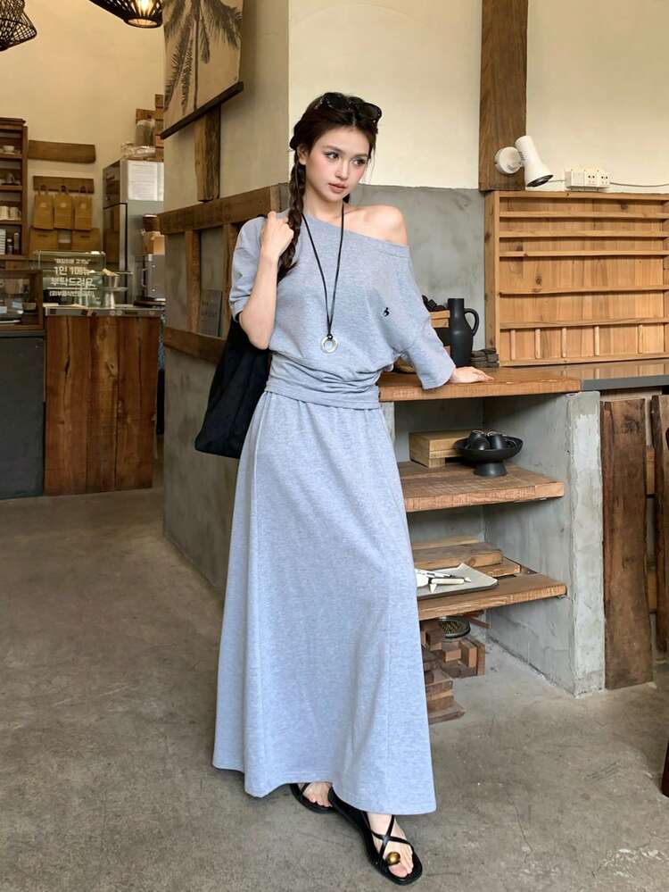 Women's Gray Asymmetrical Shoulder Casual Sports Set, Korean Style Youthful High-End Short Sleeve Top And Skirt Lazy 2-Piece Set, Summer