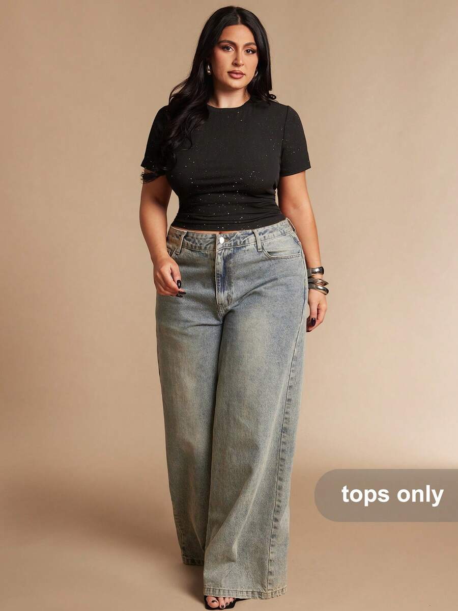 SHEIN BAE 大码黑色亮片修身短袖T恤,适合休闲、外出、派对、约会、朋友聚会、音乐节、夏季上衣、假期、春假、情人节、狂欢节、2026年狂欢节女士造型、曲线美、优雅派对装扮、海滩度假、婚礼宾客派对、外出、度假、生日派对、正式场合、下午茶、俱乐部、基础款短袖上衣、机场旅行等场合。 - 黑色 - 查看 1