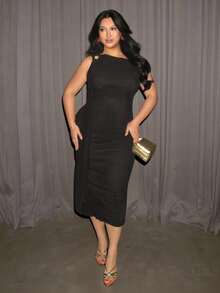 Firerie Plus Size Elegant Vacation High-End Casual Dress, Suitable For Dates, Parties, Office, Formal Events, With Metal Decor, Elastic Mesh, Ruched, One-Shoulder, Slim Fit, Mid-Length For Women, Spring/Summer Black Elegant Dress Curve One Shoulder Dress Curve Curvy Dress Valentine's Day Dress Spring Outfit Women Spring Dress For Women - Black - View 7