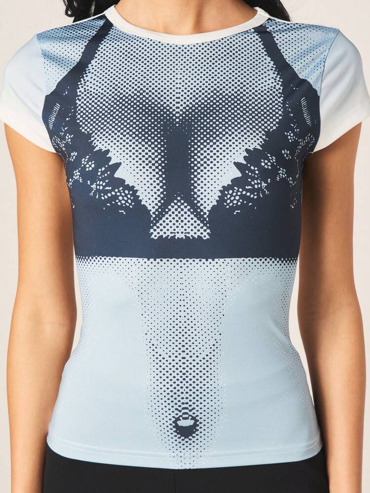 MISSGUIDED Women's Baby Tee Short Sleeve Crew Neck Graphic Print T-Shirt With Dotted Pattern Design Casual Fitted Top