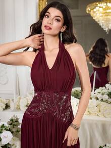 Modelyn Đầm nữ cổ yếm hở lưng, thêu họa tiết đính sequin. - Màu Đỏ Sâu - Xem 8