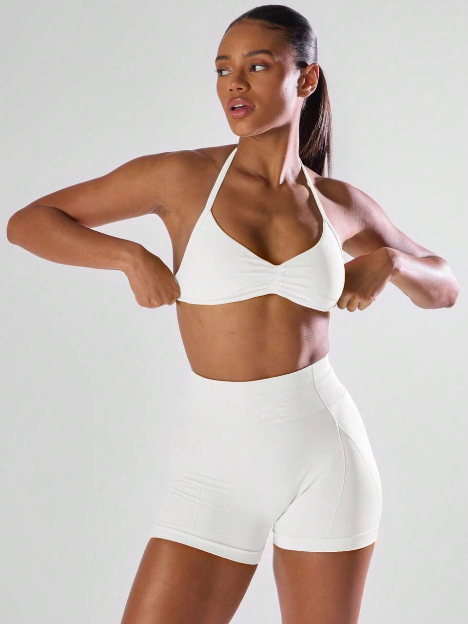 Active Black & White Solid Ruched Bust Open Back Halter S Bra