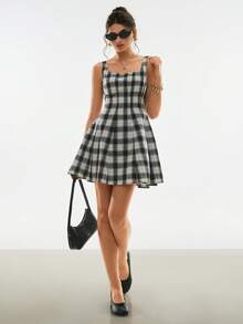 Poéselle 女士黑白格子褶皱连衣裙，春夏款 - 黑與白 - 查看 5