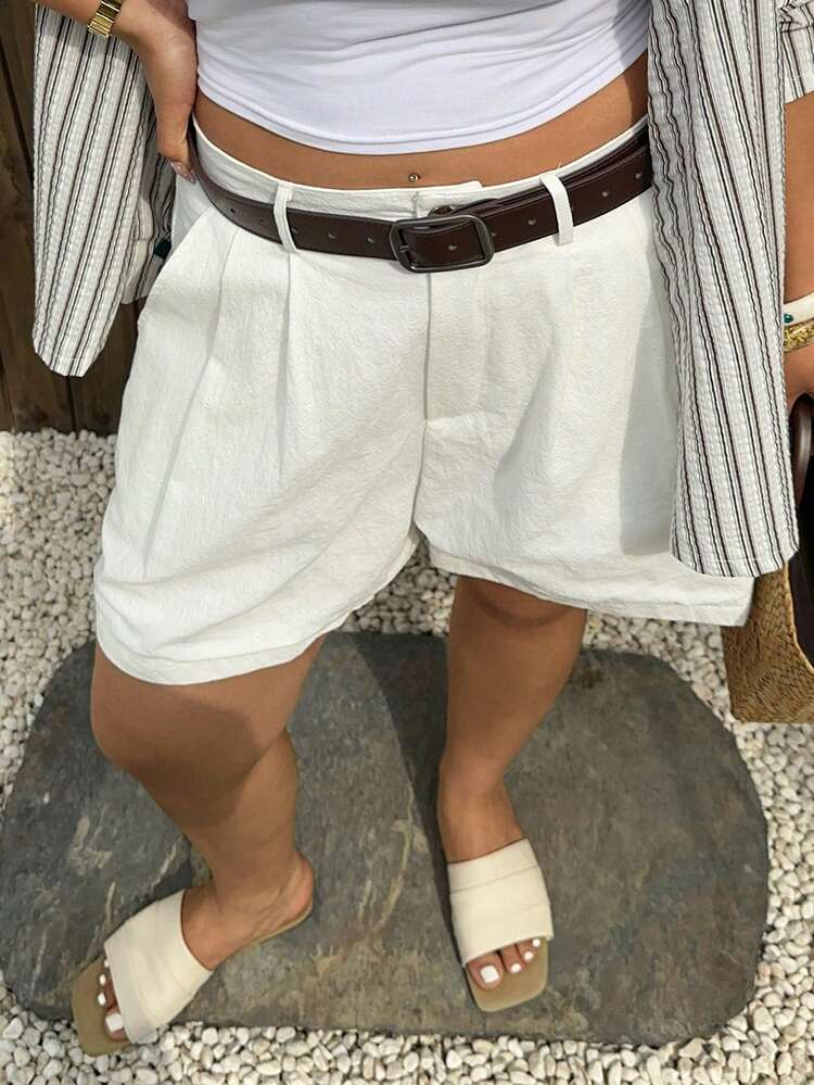 Dazy Plus Plus Size Women's Solid Color Pleated Casual Rolled Hem Shorts, Spring/Summer