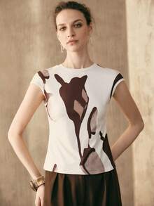 Revavyn 手绘水彩郁金香图案弹力针织T恤，优雅休闲日常穿着 - 彩色 - 查看 4