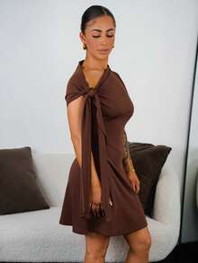 SAYEHFBABY 女式不对称系带腰短连衣裙 - 棕色 - 查看 4