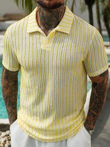VENTUSAIL 男士休闲复古度假宽松短袖Polo衫，日常出行和度假必备，馈赠亲友佳品，适合男士穿着，休闲娱乐、周末旅行、户外活动、探险旅行、轻松的工作环境或半正式场合，也是送给男友/丈夫、周年纪念/生日、夏季假期、婚礼、春夏、复活节等场合的理想之选。轻盈透气的黄白条纹Polo衫，短袖针织面料，打造夏季时尚造型。男士黄白条纹衬衫，男士夏季衬衫，柠檬黄衬衫，衬衫，牙买加衬衫。 - 黃色 - 查看 4