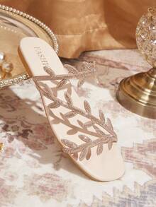 CUCCOO TILAWA Women's Rhinestone Plant Design Casual Flat Sandals - Gold - View 6