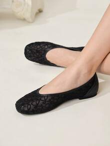 CUCCOO CHICEST 黑色网面花朵方头平底鞋，舒适柔软，简约百搭，适合通勤穿着。 - 靜夜黑色2 - 查看 4