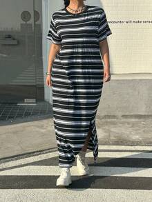 Muchica 大码女式圆领条纹开衩休闲连衣裙，适合派对、日常穿着，长款T恤连衣裙，女士休闲连衣裙，女士休闲装，女士修身长裙 - 黑與白 - 查看 2