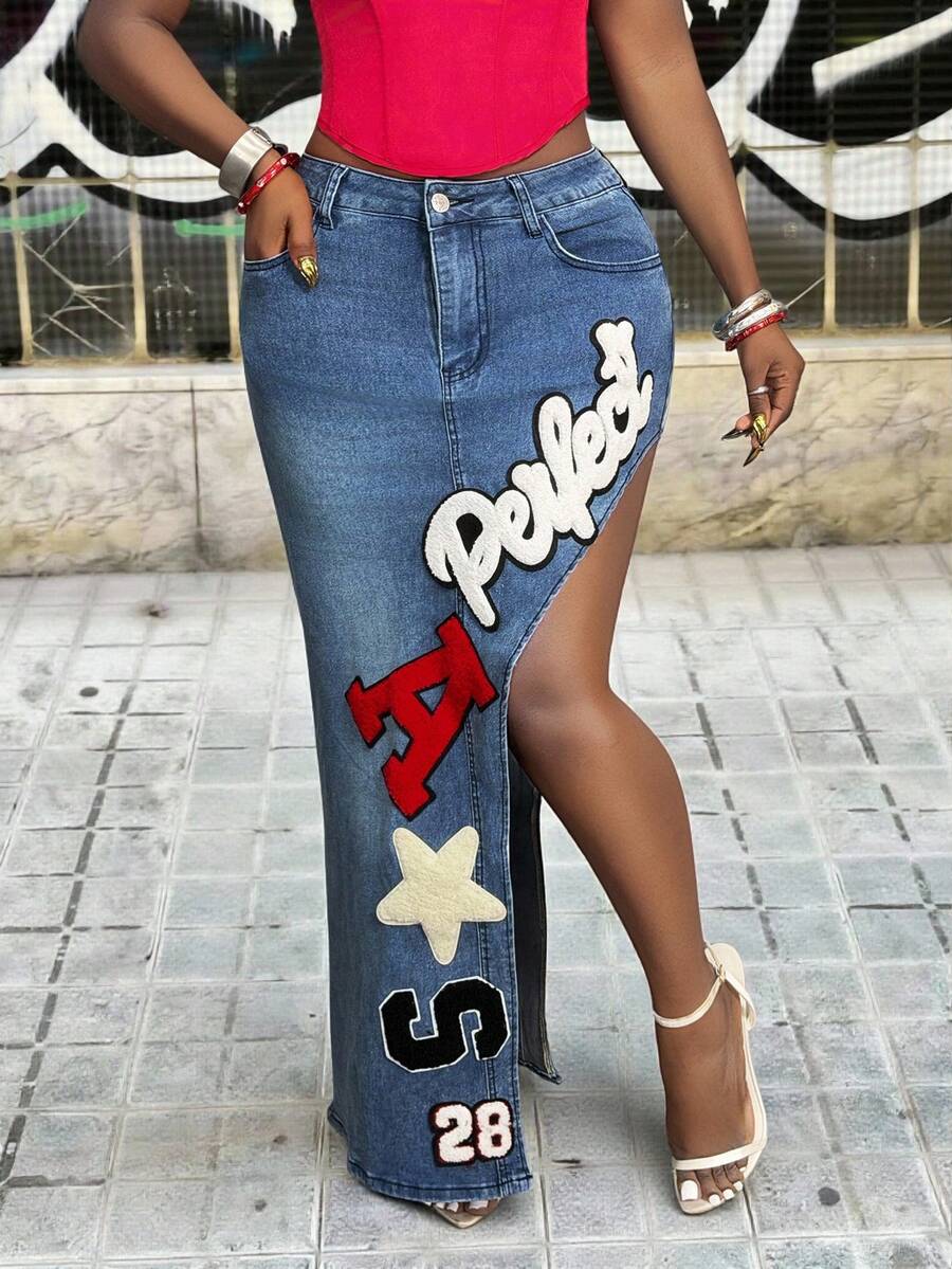 Slaydiva 女士性感休闲时尚街头风日常通勤字母印花高开衩修身牛仔迷你裙，夏季 - 藍色 - 查看 1