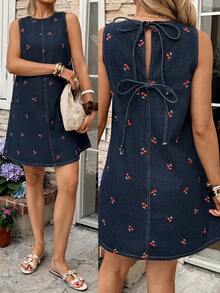 SHEIN Maternity Cherry Pattern Round Neck Sleeveless Casual Loose Denim Dress Spring To Summer Carnival Costume Commuting Vacation Graduation Chic Y2k Cute Streetwear Party Wedding Elegant Business Casual Woman Delightful Dark Wash Denim Dress With Cherry Embroidery Sleeveless Round Neck Casual Mini A-Line Style Blue - Blue - View 1