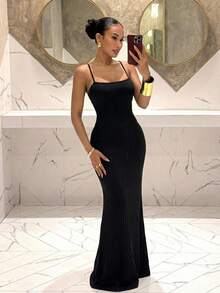 Slaydiva فستان طويل للنساء بقماش مخطط، أسود، بأربطة متقاطعة في الظهر، بحمالات رفيعة وظهر مكشوف، بتصميم ضيق وجذاب، مناسب للاستخدام اليومي والمناسبات الرياضية والأنيقة - الأسود - مشاهدة 11