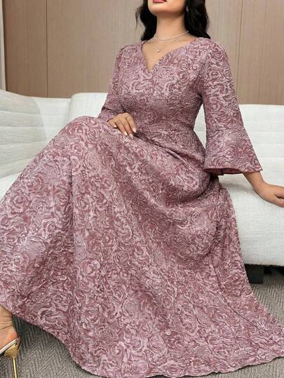 Modelyn 大码女式花卉提花喇叭袖优雅连衣裙