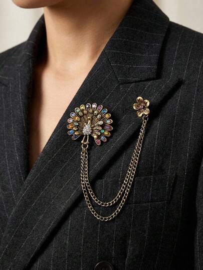 Cirelle 优雅孔雀栀子花胸针——仿珍珠珐琅翻领别针、可调节丝巾夹和长袍装饰，优雅的西装和外套胸花，婚礼和派对的完美礼物