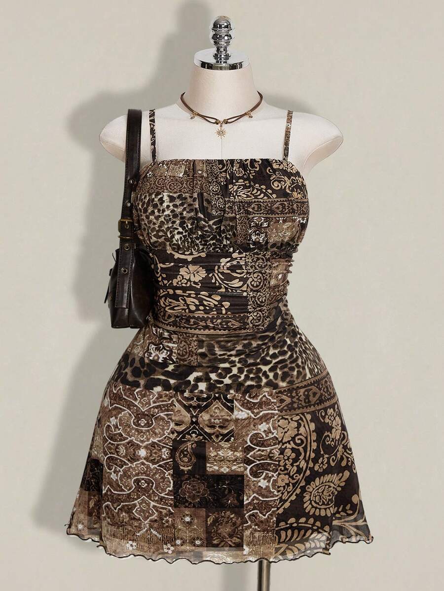 SHEIN ICON 大码女式印花褶皱波西米亚风吊带派对连衣裙 - 棕色 - 查看 1