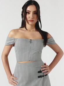OverBlushhh Áo corset cài khóa kéo phía trước, kiểu dáng trễ vai, ôm sát. - Xám - Xem 1