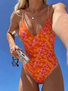 Swim Vcay 夏季新款橙黄底红色花朵深V领连体泳衣，撞色滚边，带胸垫，可调节肩带，可爱甜美，适合水疗、海滩、度假、生日派对等场合 - 亮橙色 - 查看 7
