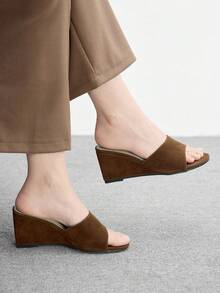 CUCCOO BIZCHIC Women's Rhinestone Embellished Casual Platform Slide Sandals - Brown - View 5