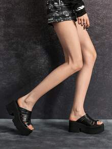 Sugerpunk 女士朋克风 Y2K 休闲街头风镂空坡跟厚底凉鞋，哥特复古暗黑交叉绑带设计，罗马角斗士粗跟，露趾，适合派对、夜店、居家等场合，舒适一脚蹬女鞋 - 黑色 - 查看 1