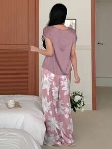 DAZY Bộ đồ ngủ gồm áo satin không tay và quần họa tiết hoa dành cho nữ, thích hợp cho mùa hè. - Bụi tím - Xem 2