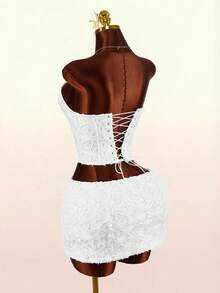 Amplova Bộ 2 món: Áo croptop quây và chân váy cạp siêu thấp bằng vải jacquard. - trắng - Xem 13