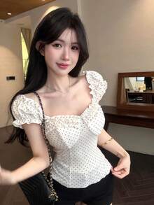 Joudiya 春夏时尚白色波点印花荷叶边单肩露脐修身短款上衣，休闲沙滩度假风女款T恤 - 白色 - 查看 7