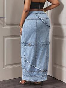 Slaydiva Plus Size Casual Washed Front Button Extra Long Denim Skirt - Blue - View 2