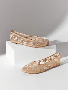 Solezae 女士优雅刺绣蕾丝芭蕾平底鞋 - 杏色 - 查看 7