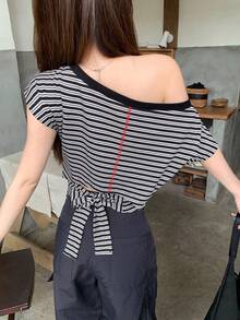 DAZY 女士条纹不对称肩短袖性感T恤 夏季 - 黑與白 - 查看 2
