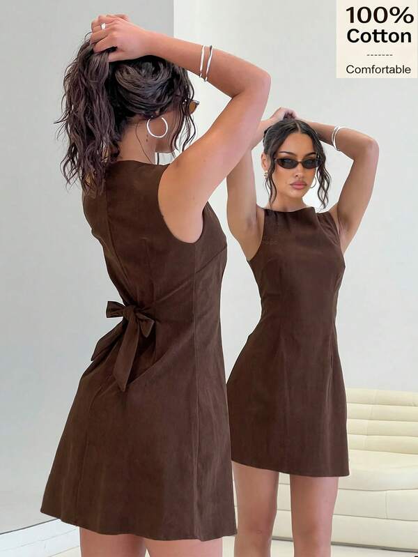 Siren Gaze Simple Design Comfortable Summer Mini Dress  Round Neck Sleeveless Fashion Mini Dress Solid Brown Sleeveless Simple Ruched Bodycon Mini Elegant Dress, Suitable For Going Out, Elegant Dress, Spring/Summer Tie Mini Dress,Elegant Dresses For Women,Party Dresses For Women,Dresses For Women Party Plain Color Crew Neck Short Sleeve Side Drawstring Mini Dress,Summer Dresses For Women Spring&Summer Women Romantic/Prom/Formal/Birthday/90s Clothes/Business Casual Woman/Elegant/Western Wear Women/Going Out/Fashion Women/Y2k Clothes/Club/Office/Cocktail/Vintage/Bodycon/Rave Outfits /Funny/Classy/Old Money Style/Streetwear/Festival/Vacation/Country Concert/Work Clothes /Modest/Spring Break/Bachelorette/Concert/Baddie/Basic/Stripe/Fitted/A Line Mini Dress,Lavender Dress Casual Legant Minimalist Delicate Romantic Sweet Daily Commute Wedding Party Music Festival Vacation A-Line Mini Dress, Chocolate Brown Short Summer Clothing Work Summer Dresses  Sundress Coffee Brown Vacation Casual Holiday Resort