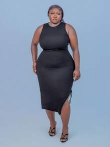 CurvyTilda Plus Size Women Casual Black Ruched Side Slit Dress, Shirring, Wedding Guest Dress Women, Vacation Outfits Woman, Beach Outfits For Woman, Sundress, Festival, Birthday Dresses For Women, For Hourglass Body Shape, For Summer - Black - View 1