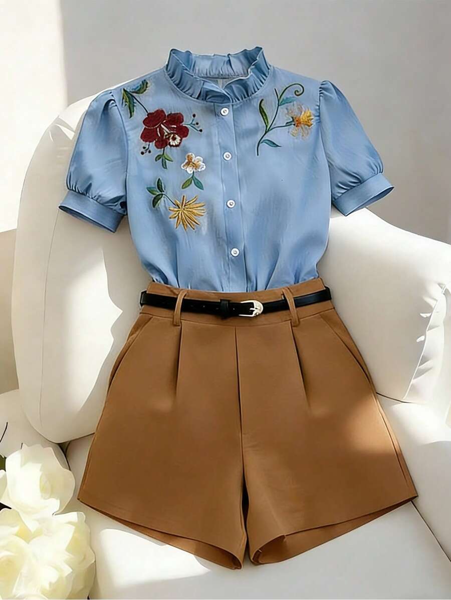 SHEIN Franclia 优雅刺绣短袖上衣搭配棕色腰带装饰阔腿短裤两件套，适合日常穿着和通勤，女士春夏款。 - 棕色 - 查看 1